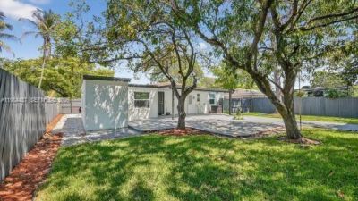 1010 NE 138th St, North Miami, FL 33161 Photo