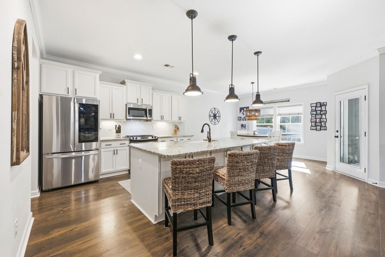 7039 Swansong Circle Photo 13