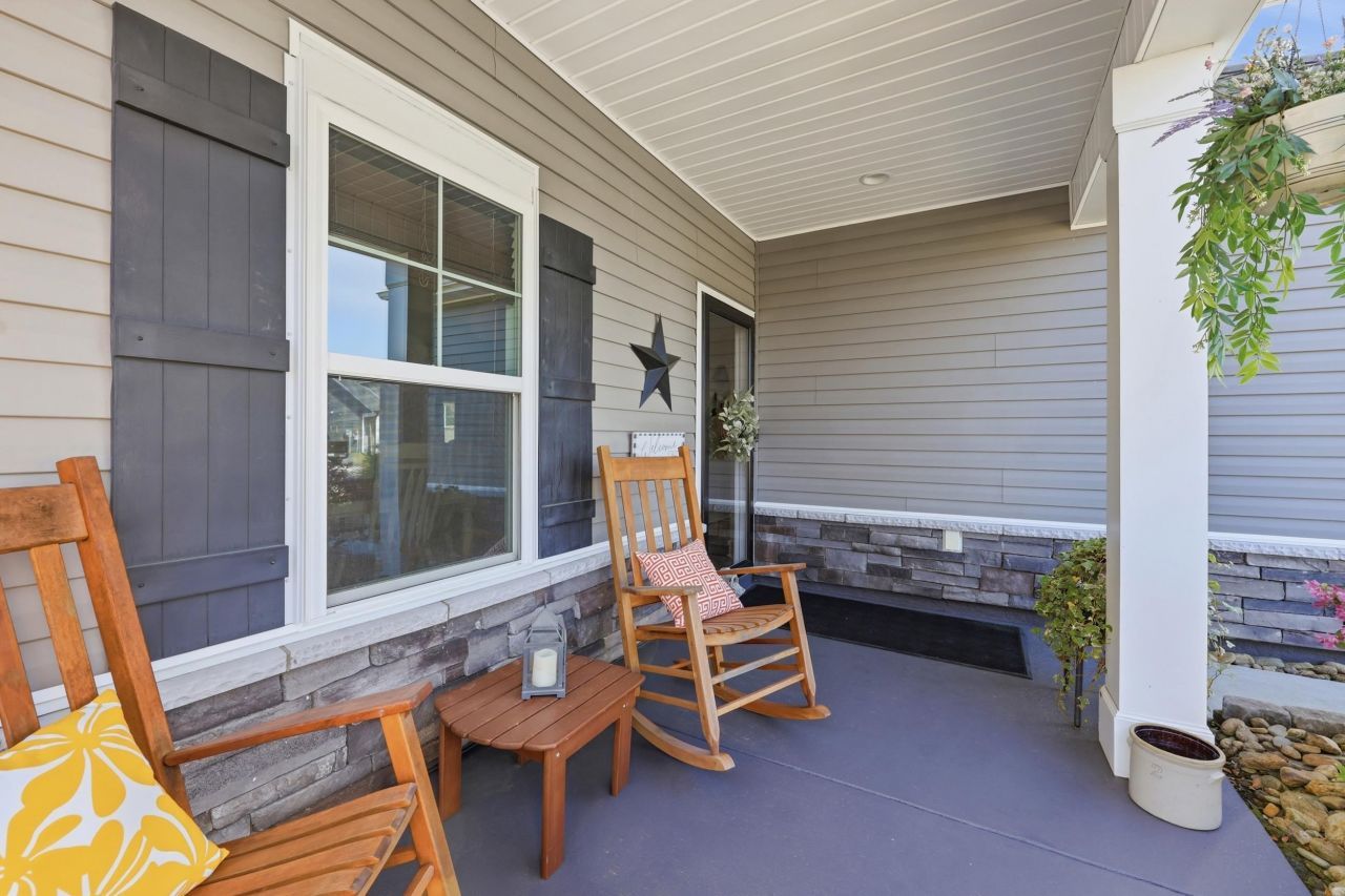 7039 Swansong Circle Photo 6