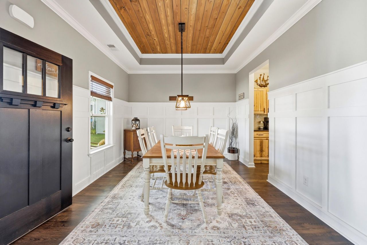 7039 Swansong Circle Photo 8