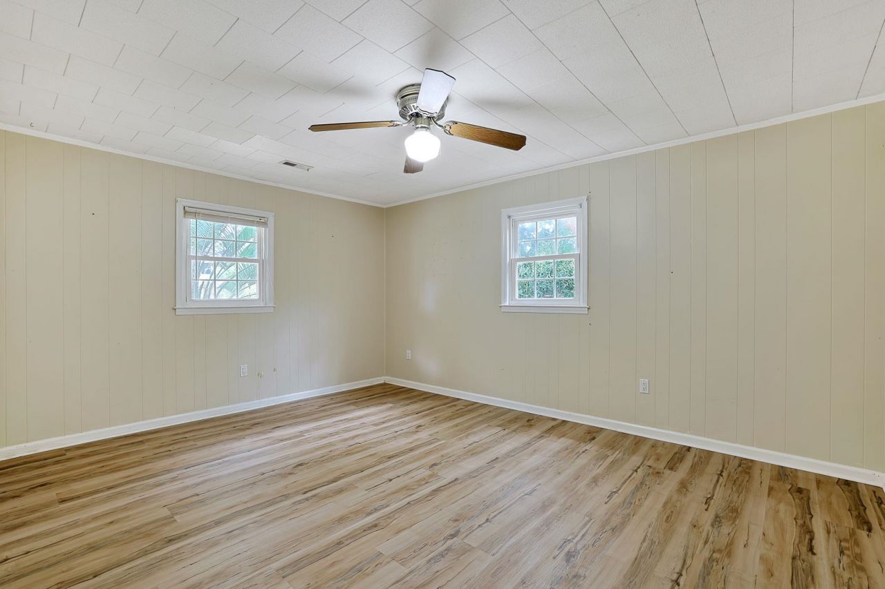 640 Belair Ave. Photo 27