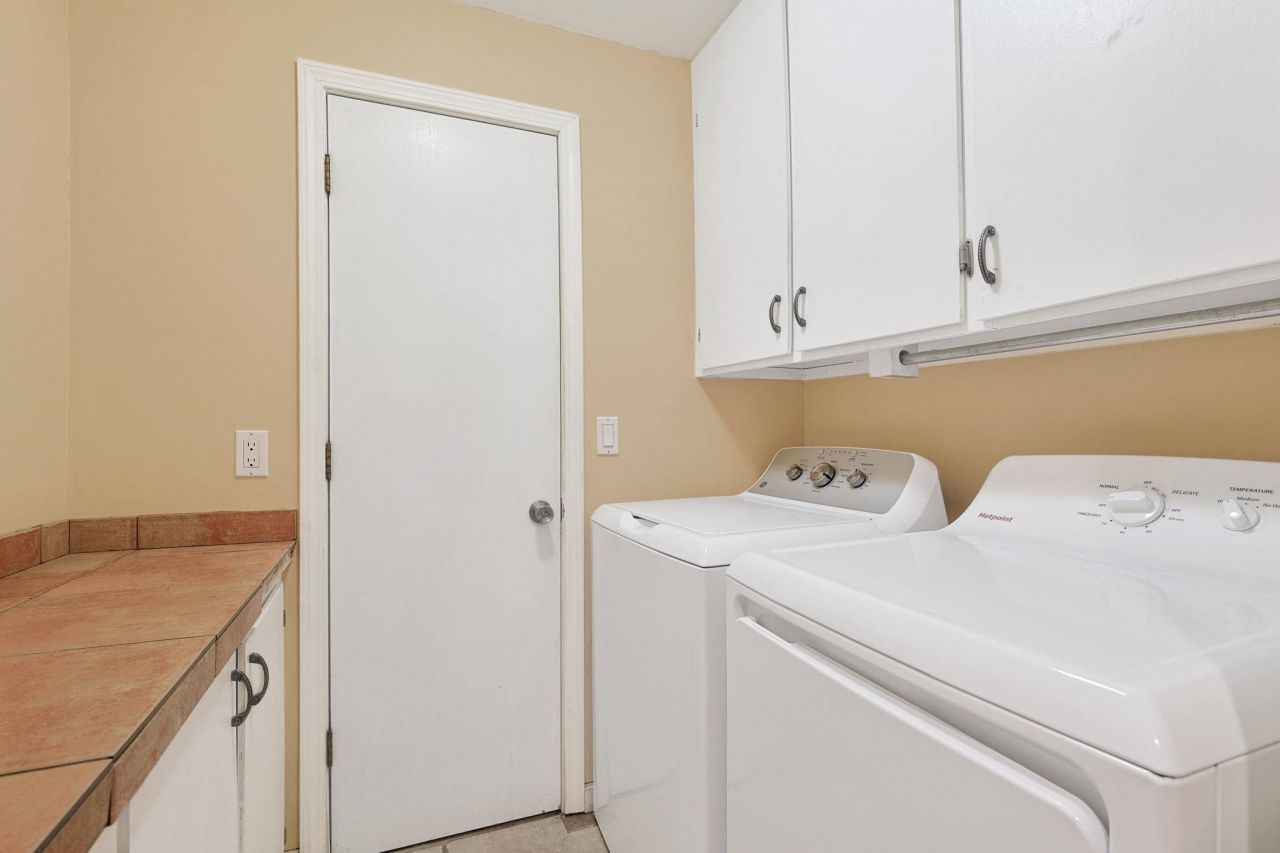 640 Belair Ave. Photo 34