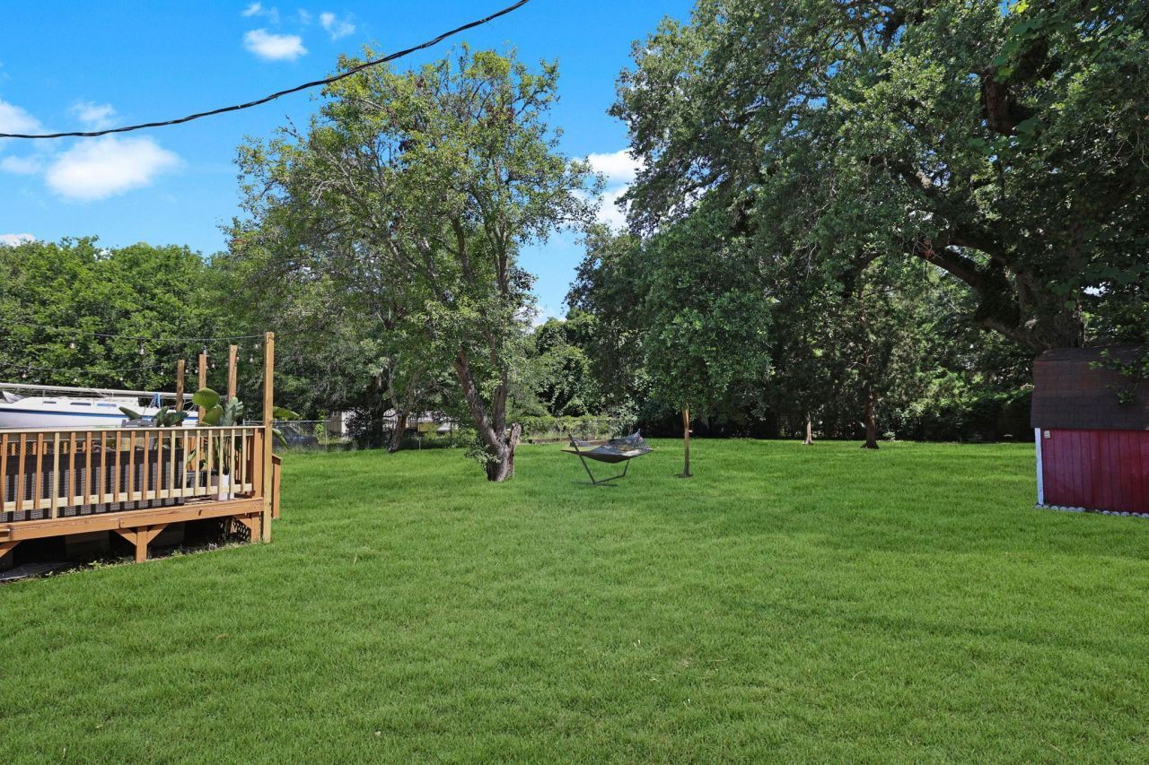 640 Belair Ave. Photo 39