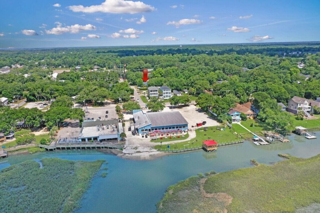 640 Belair Ave. Photo 45