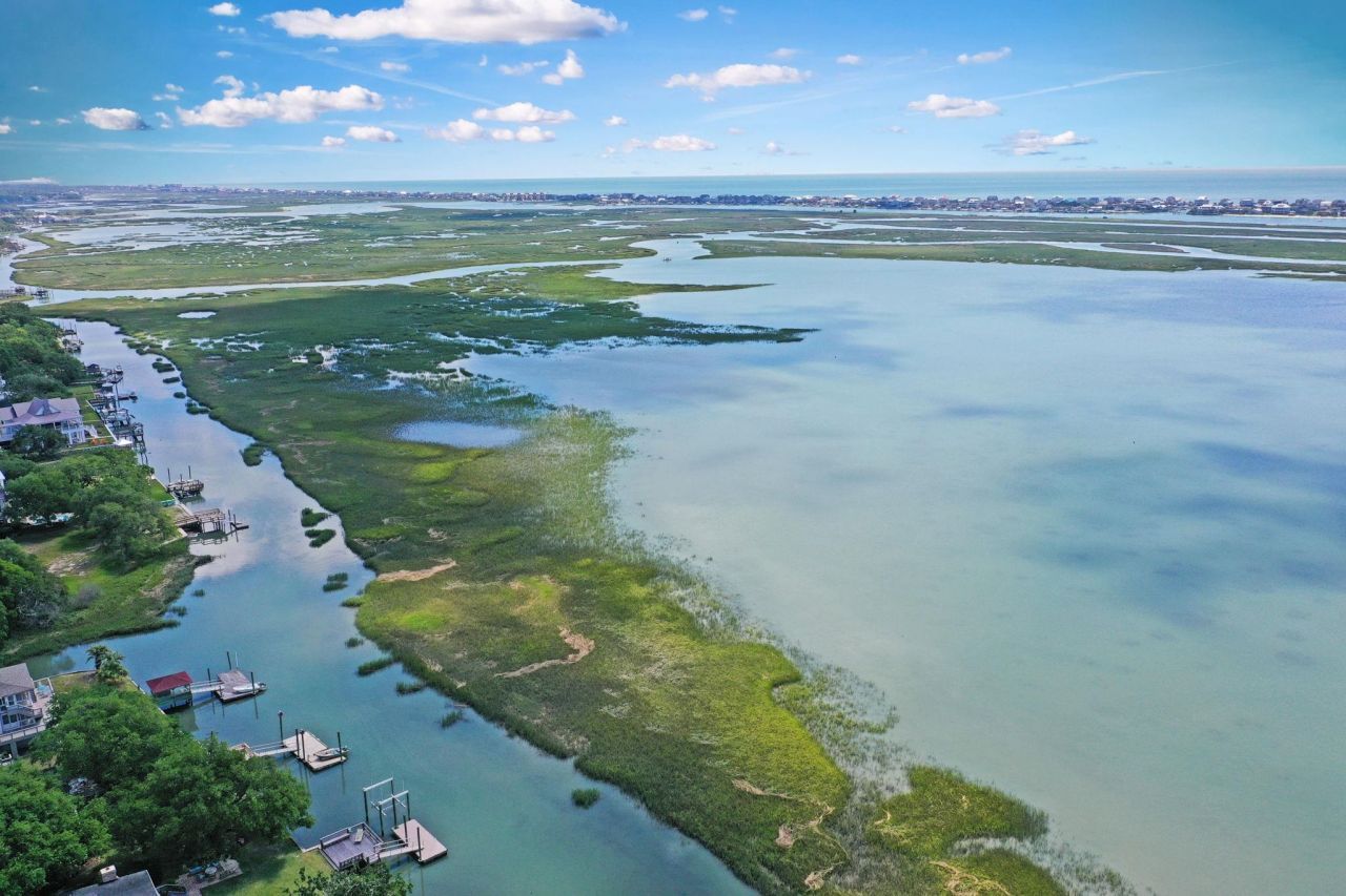 640 Belair Ave. Photo 50