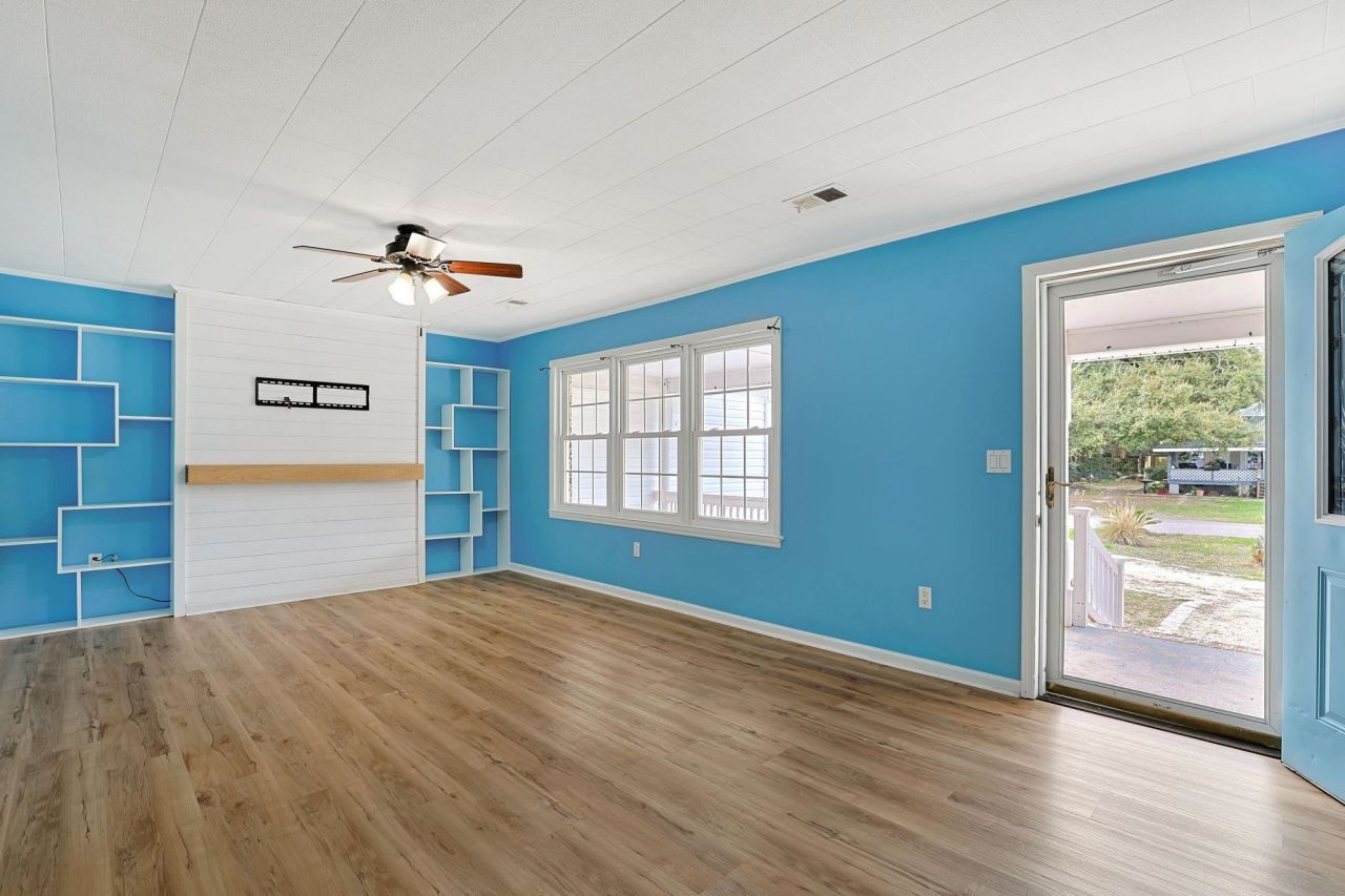 640 Belair Ave. Photo 6