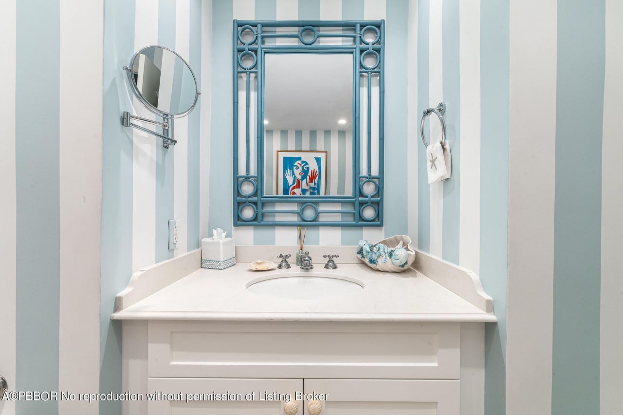 389 S Lake Drive, Unit 2D, Palm Beach, FL 33480 Photo