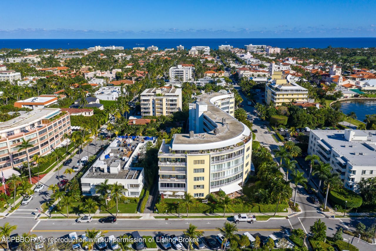 389 S Lake Drive, Unit 2D, Palm Beach, FL 33480 Photo