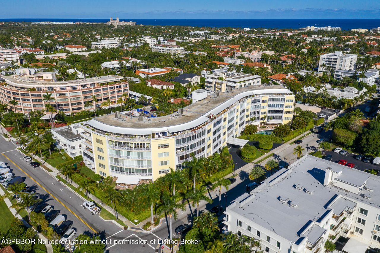 389 S Lake Drive, Unit 2D, Palm Beach, FL 33480 Photo