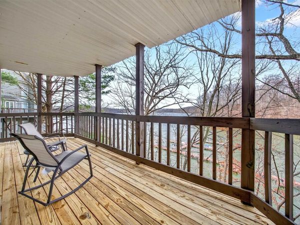 9828 S Harbour Pointe Drive, Unit 11, Bloomington, IN 47401