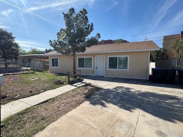 54 Wyoming Avenue, Henderson, NV 89015