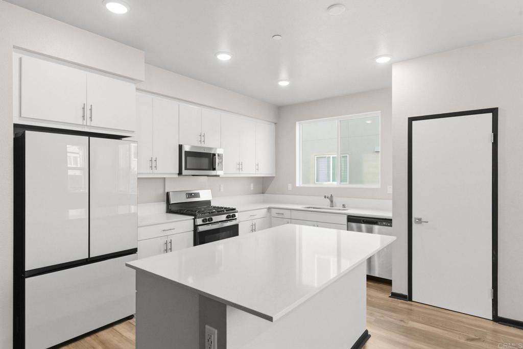 5284 Beachfront Cove Street, Unit 246, San Diego, CA 92154 Main Photo