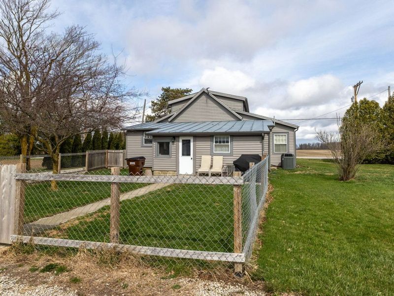 7627 Horatio-Harris Creek Road, Bradford, OH 45308 Photo 7