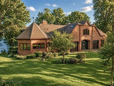 4331 Tichenor Point Drive, Canandaigua, NY 14424