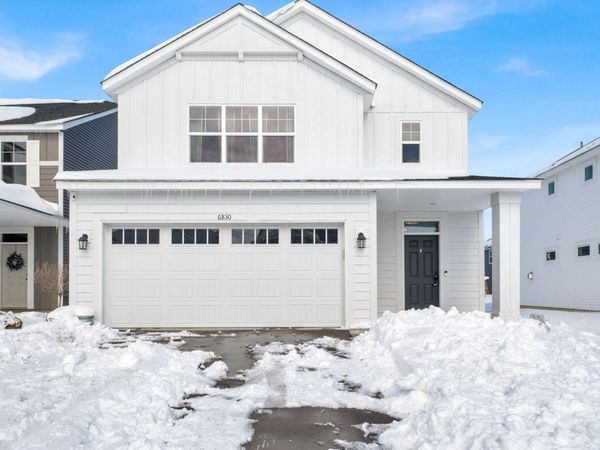 6830 102nd Street S, Cottage Grove, MN 55016