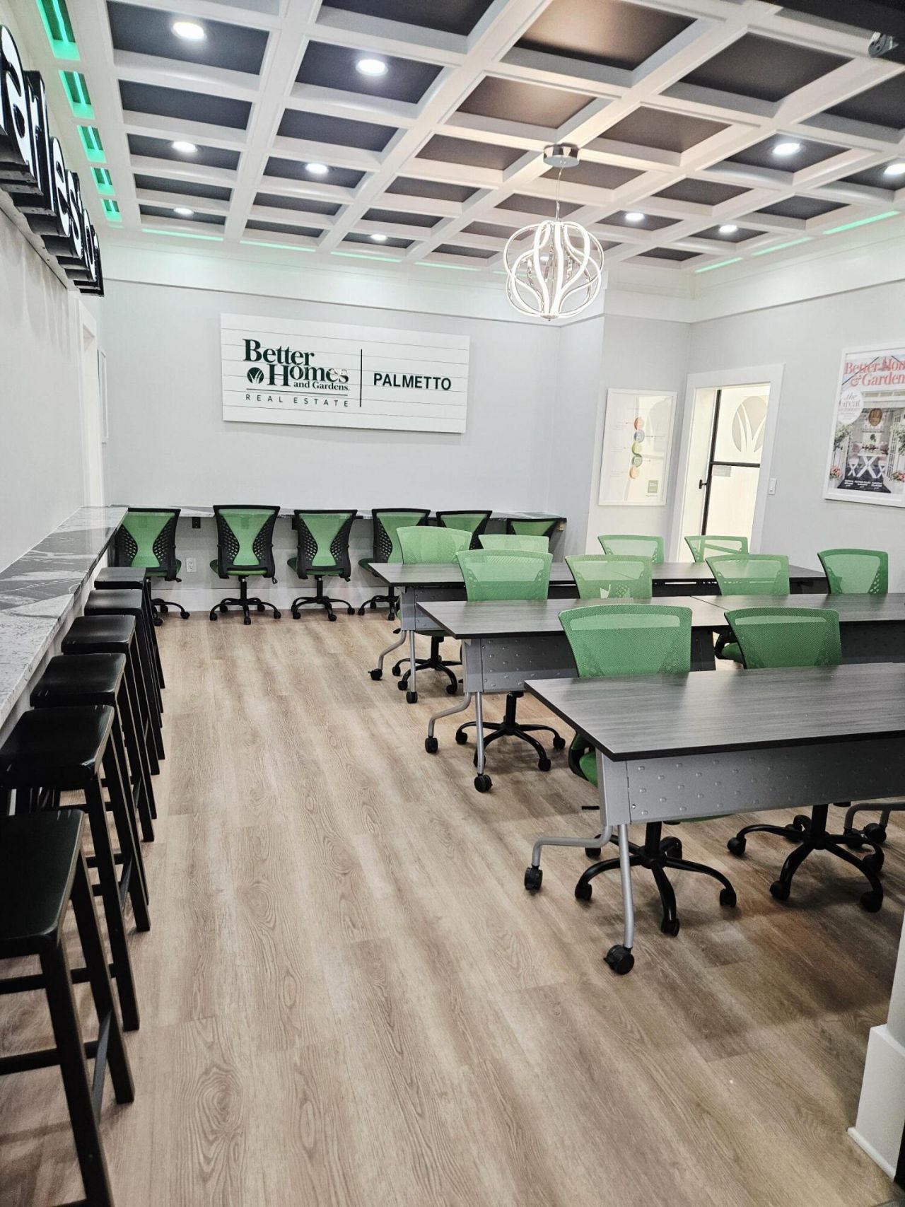 100-a Central Avenue Photo 4