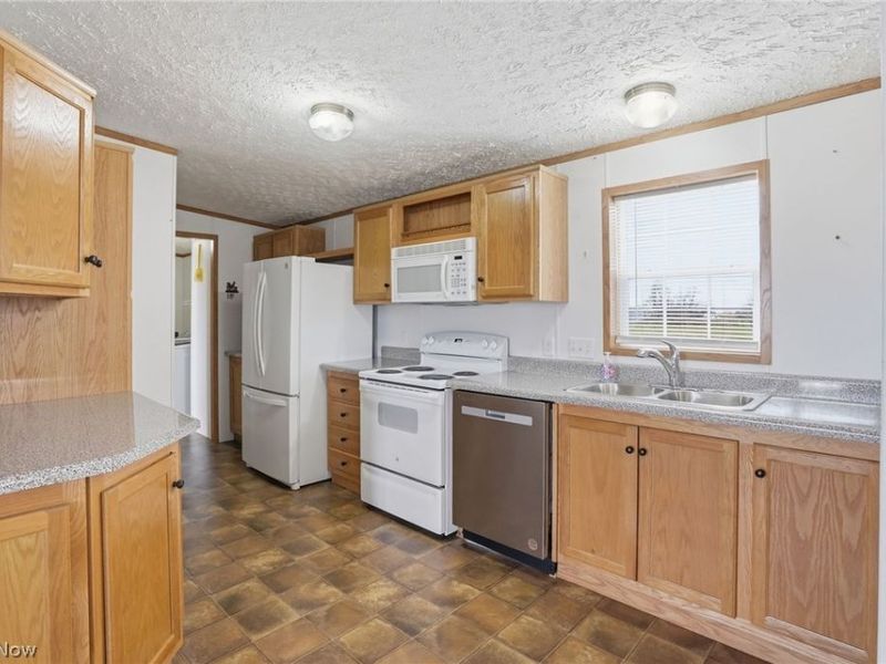 7923 Logan Thornville Road NE, Rushville, OH 43150 Photo 20