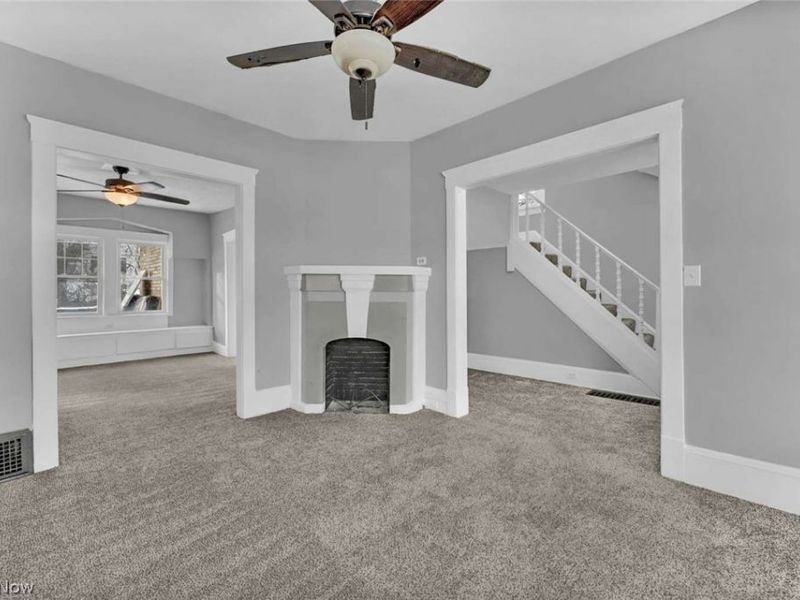 12824 Woodside Avenue, Cleveland, OH 44108 Photo 2