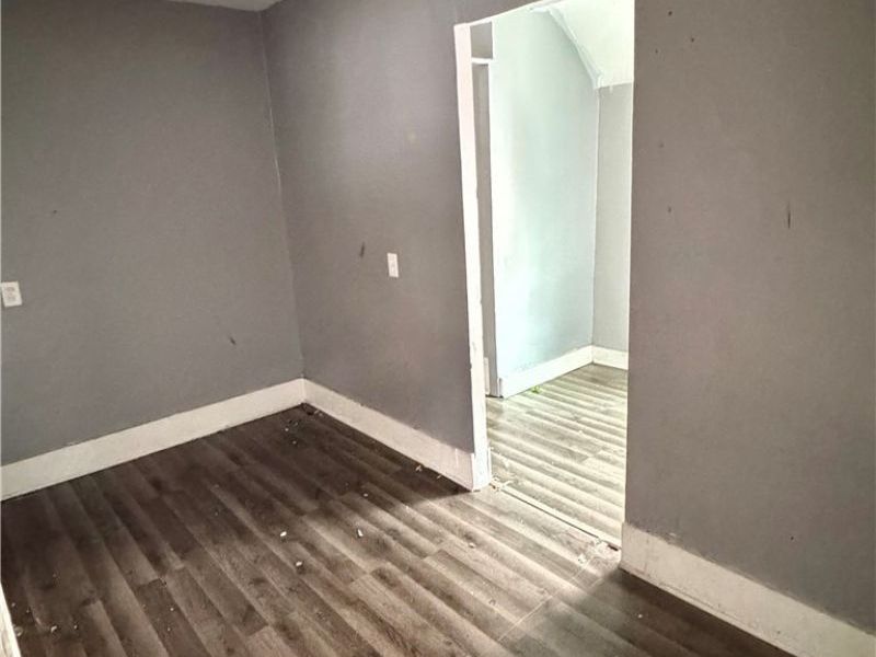 859 Whitcomb Road, Cleveland, OH 44110 Photo 16