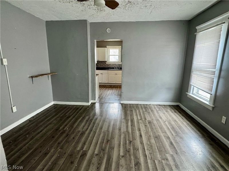 859 Whitcomb Road, Cleveland, OH 44110 Photo 7