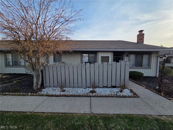 951 Kirkwall Drive , Akron, OH 44321