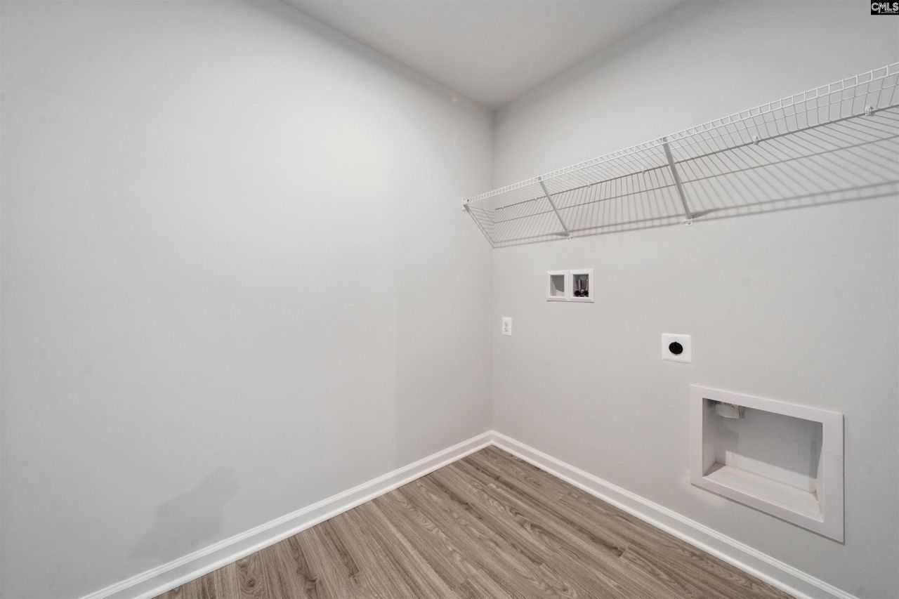 168 Kingfield Drive Photo 22