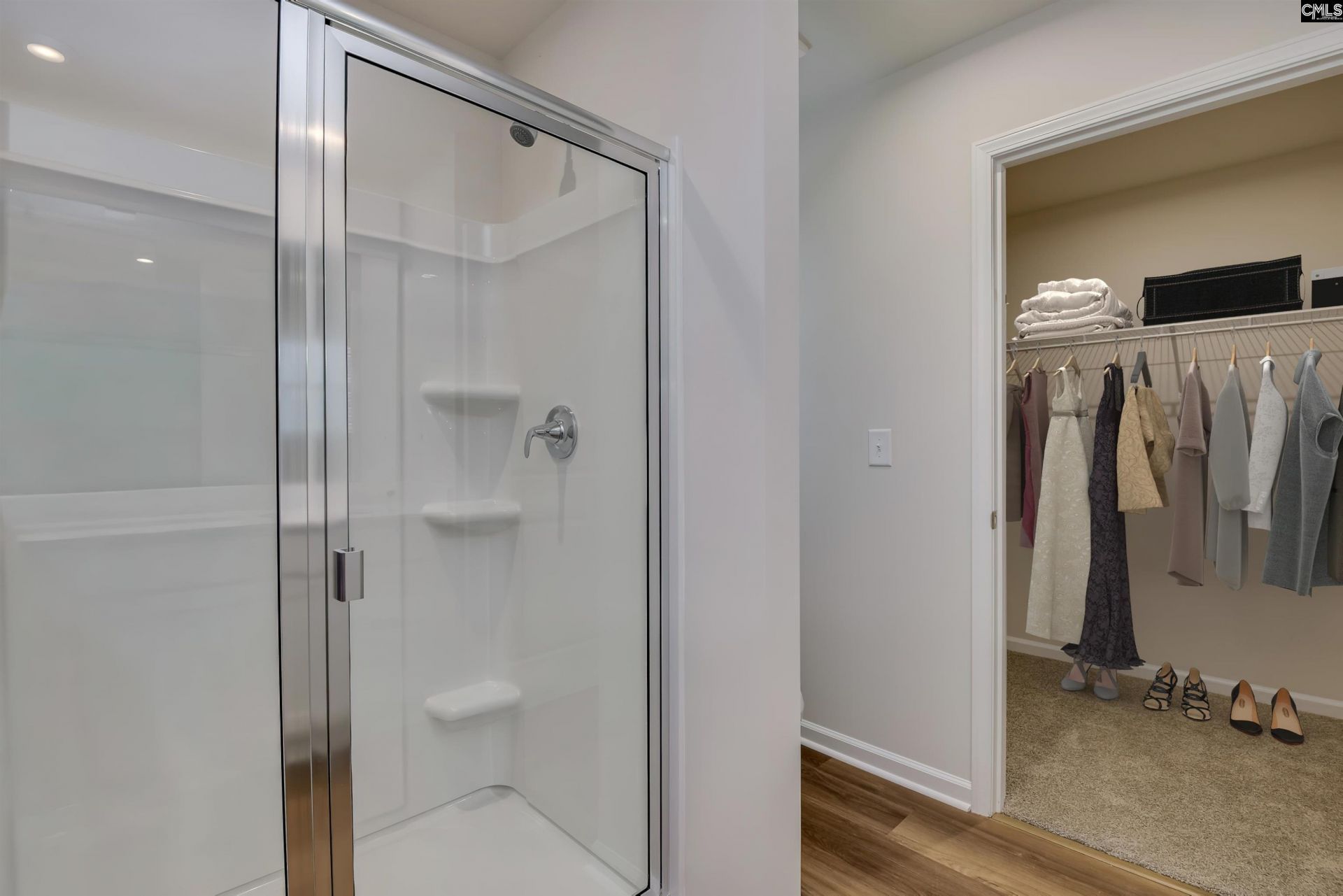 168 Kingfield Drive Photo 32