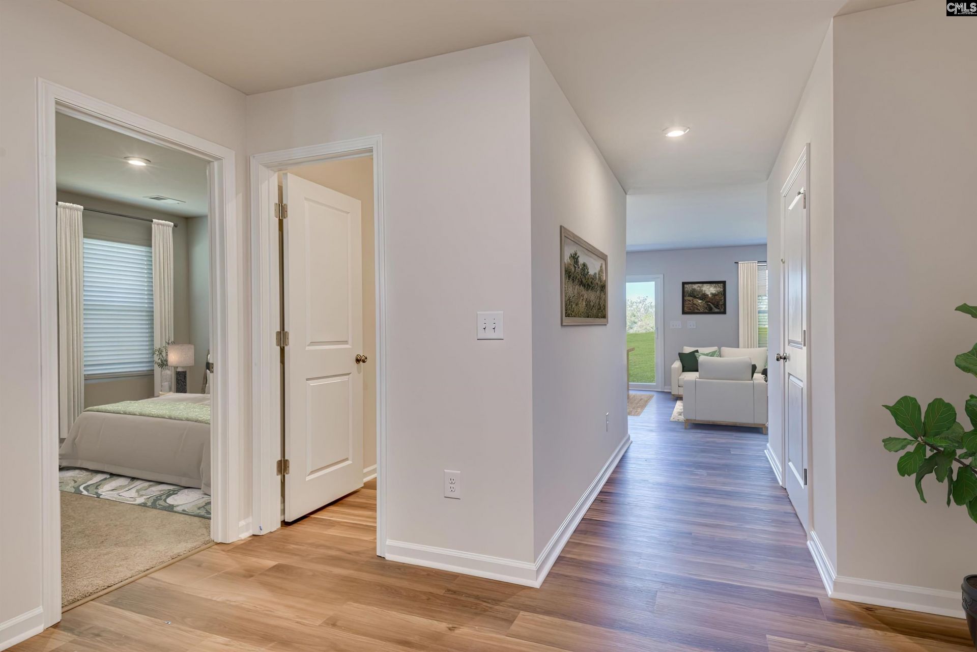 168 Kingfield Drive Photo 4