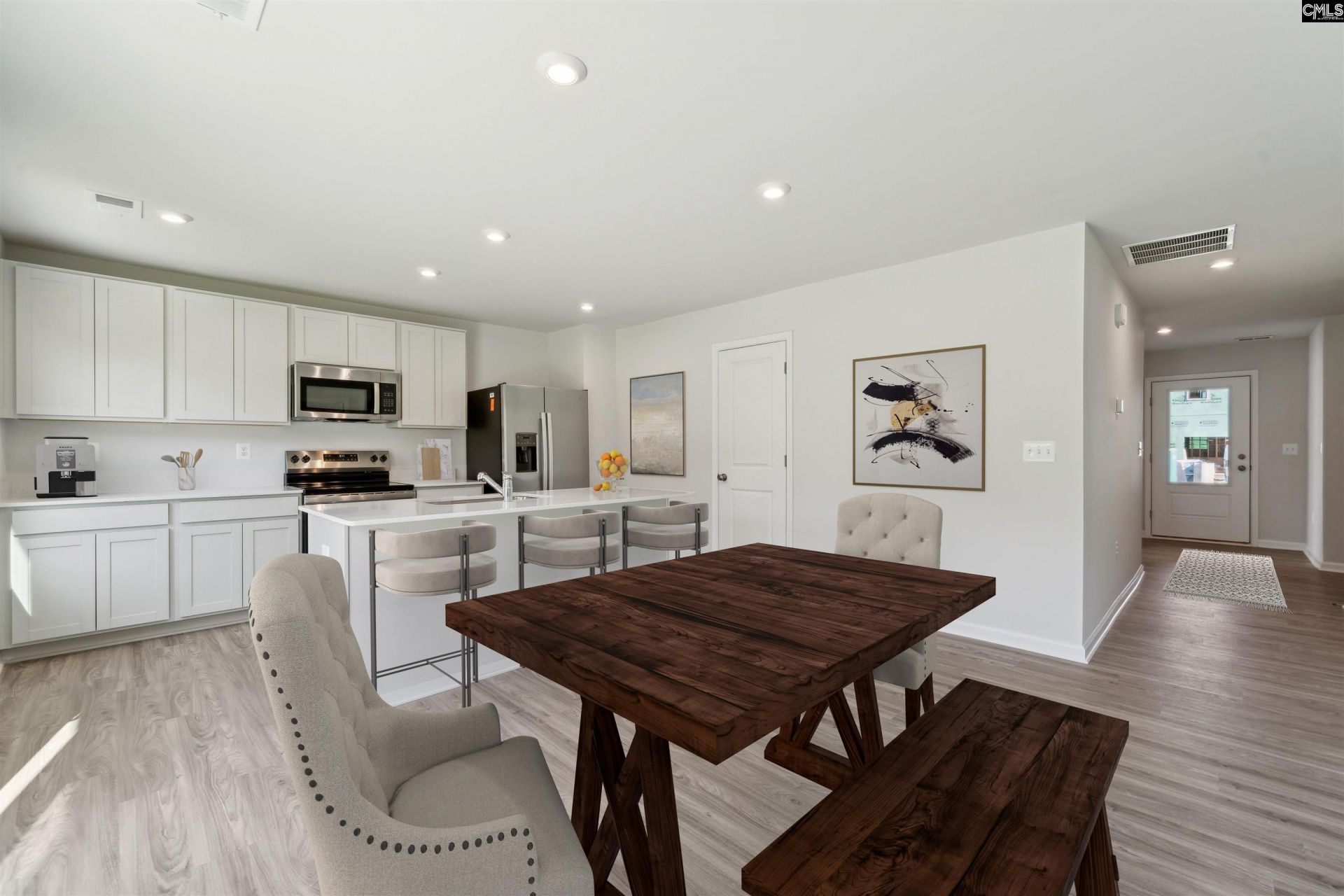 168 Kingfield Drive Photo 9