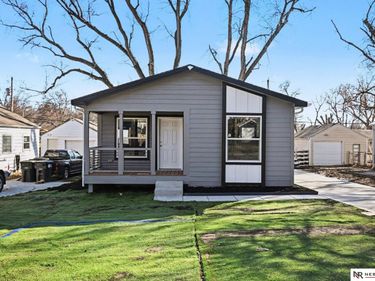 6775 Hamilton Street, Omaha, NE 68132