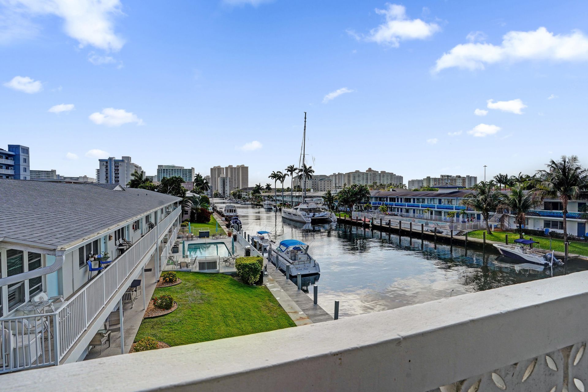 3220 Bayview Drive, Unit 315, Fort Lauderdale, FL 33306 Photo