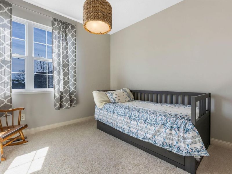 1041 Bluffway Drive, Columbus, OH 43235 Photo 22