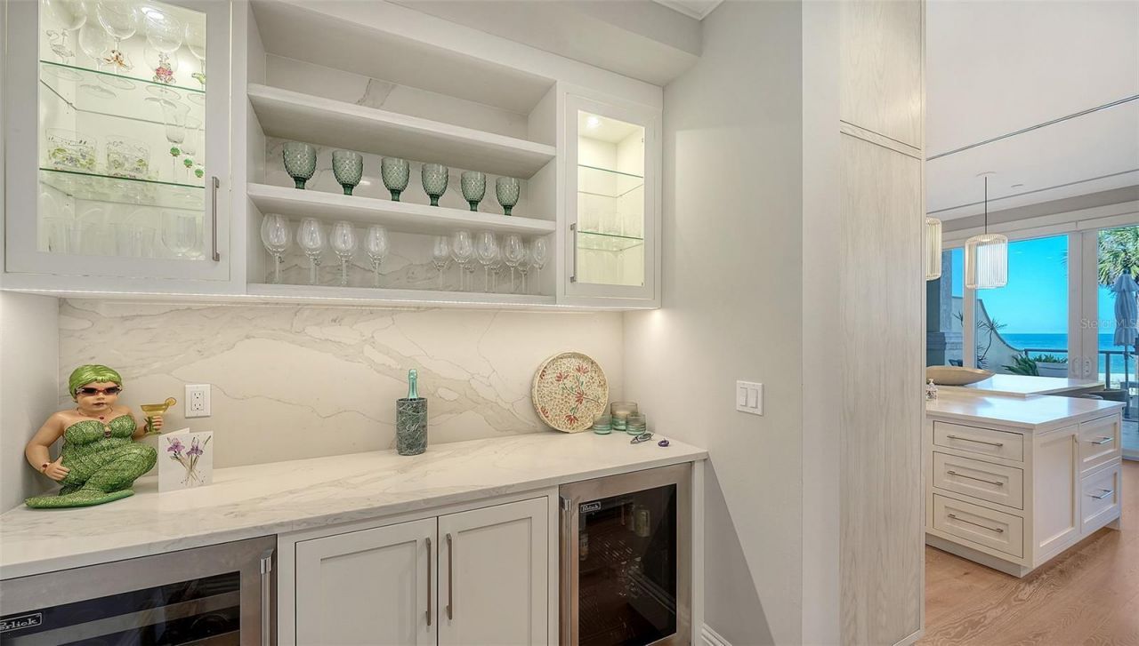 4955 Gulf Of Mexico Drive, Unit 101, Longboat Key, FL 34228 Photo