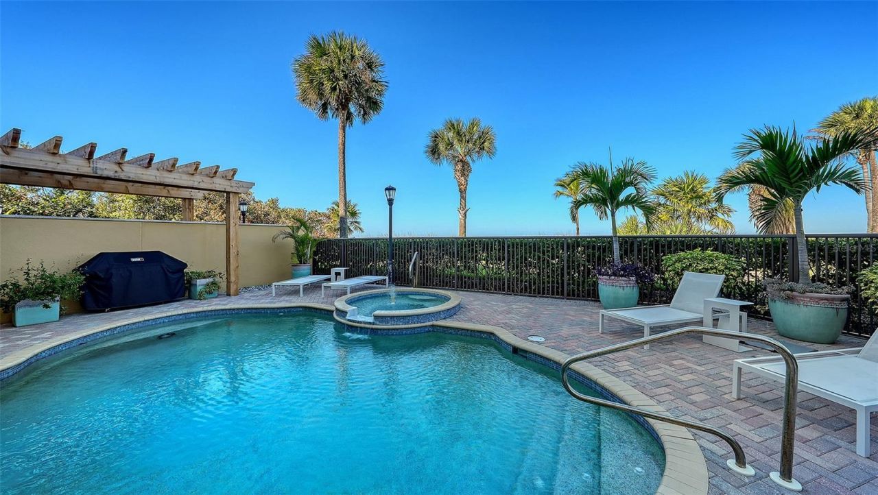 4955 Gulf Of Mexico Drive, Unit 101, Longboat Key, FL 34228 Photo