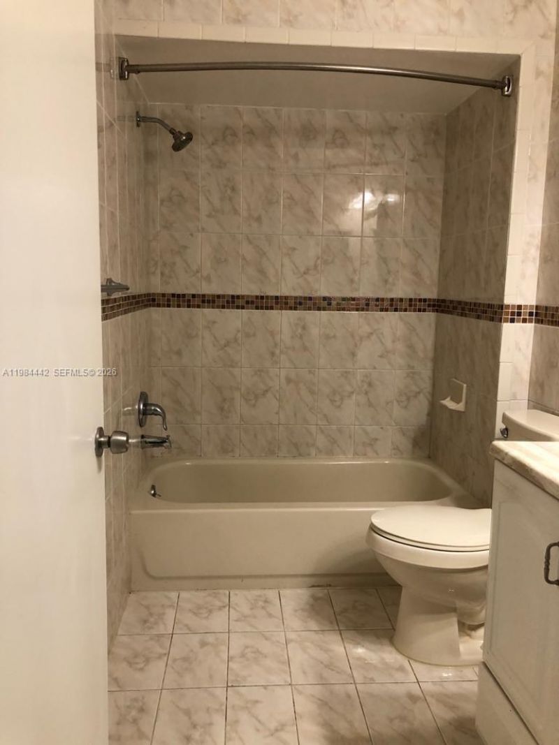 9999 Summerbreeze Dr , Unit 218, Sunrise, FL 33322 Photo