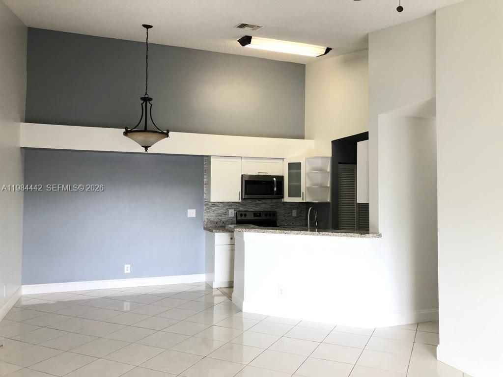 9999 Summerbreeze Dr , Unit 218, Sunrise, FL 33322 Photo