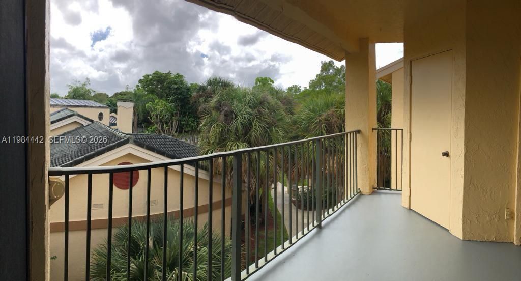 9999 Summerbreeze Dr , Unit 218, Sunrise, FL 33322 Photo