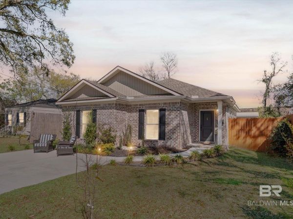 556 SHADY OAK Drive, Mobile, AL 36608