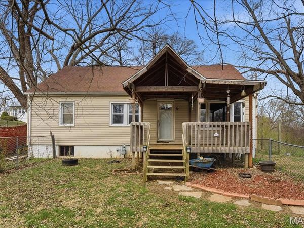 7253 Town Hall Road , Belleville, IL 62223