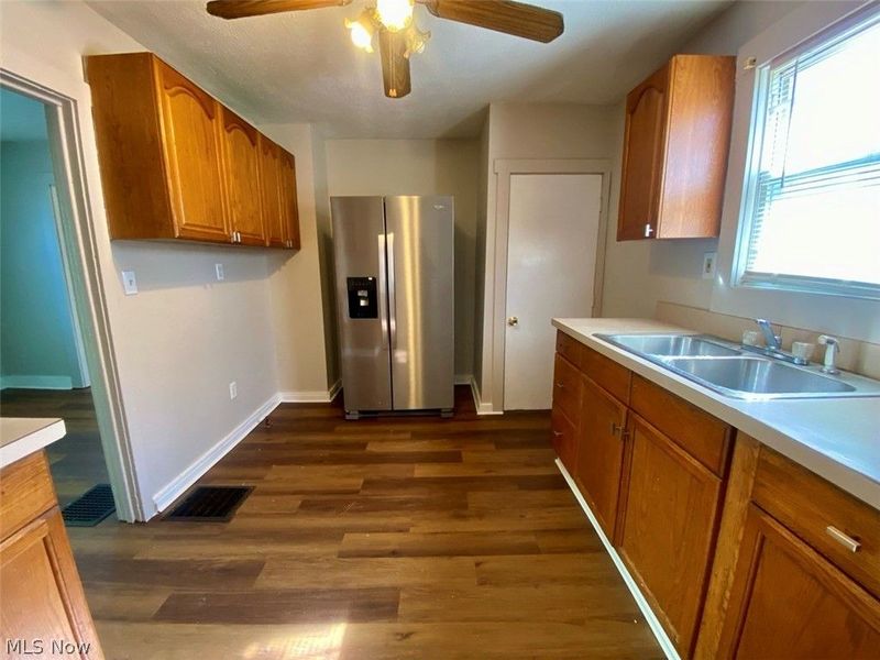 748 Merton Avenue, Akron, OH 44306 Photo 11