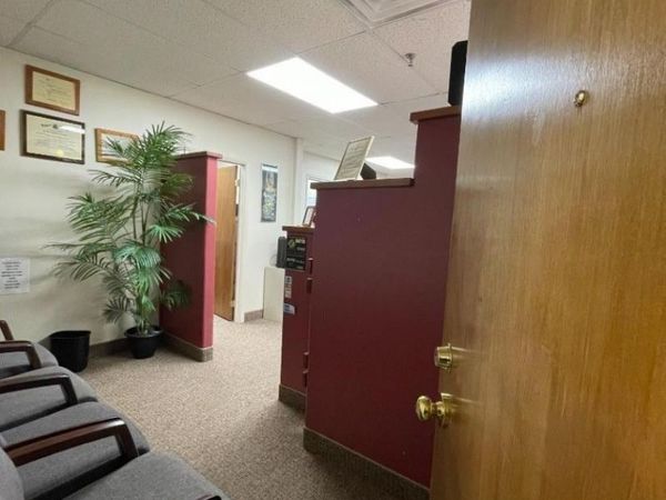 1075 Easton Ave, Franklin, NJ 08873