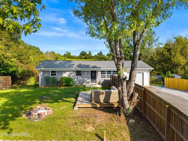 430 McVey Rd, Tazewell, TN 37879