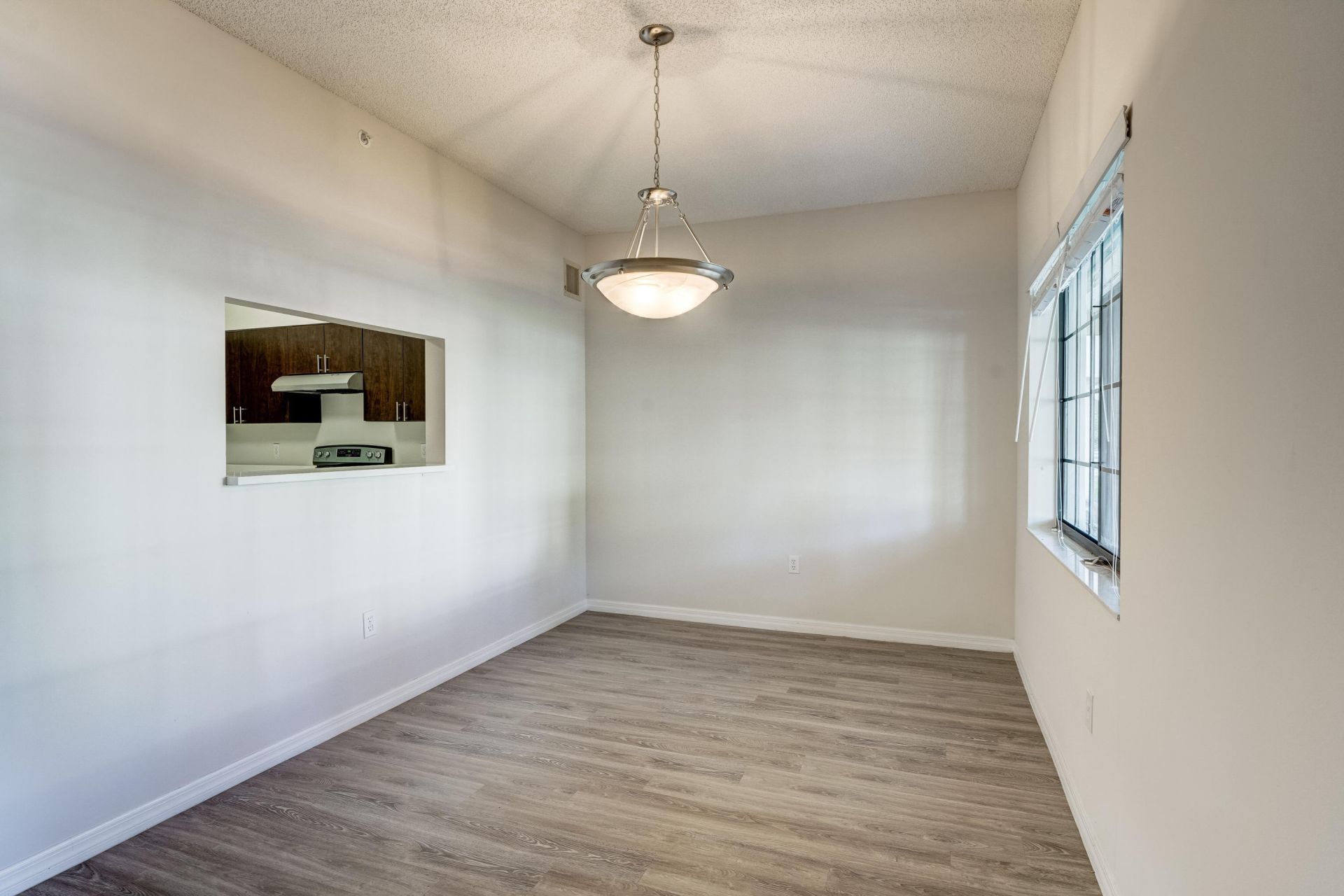 4685 N Haverhill Road, Unit B8, West Palm Beach, FL 33417 Photo