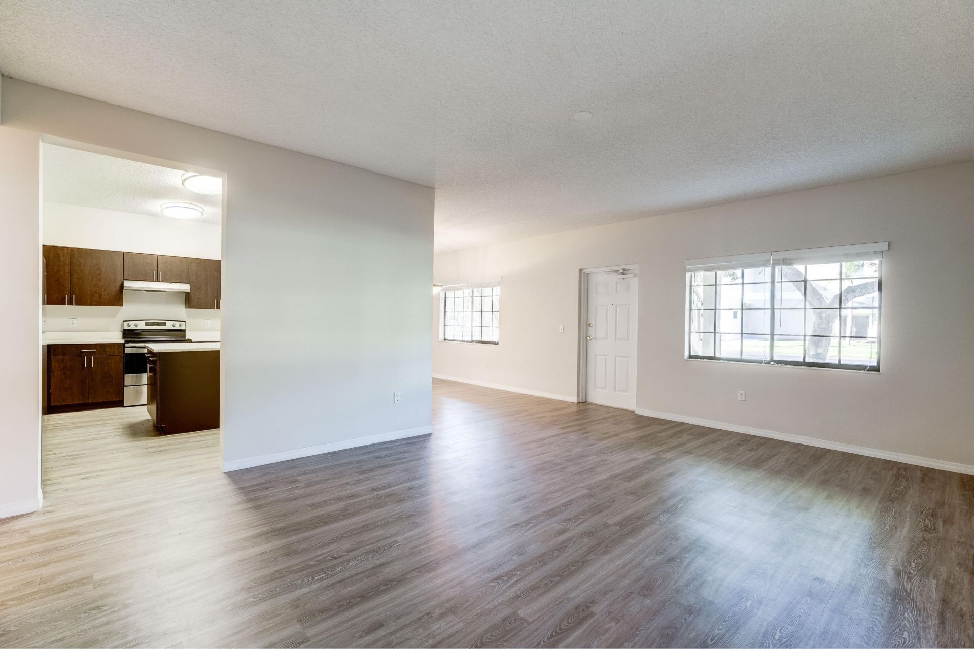 4685 N Haverhill Road, Unit B8, West Palm Beach, FL 33417 Photo