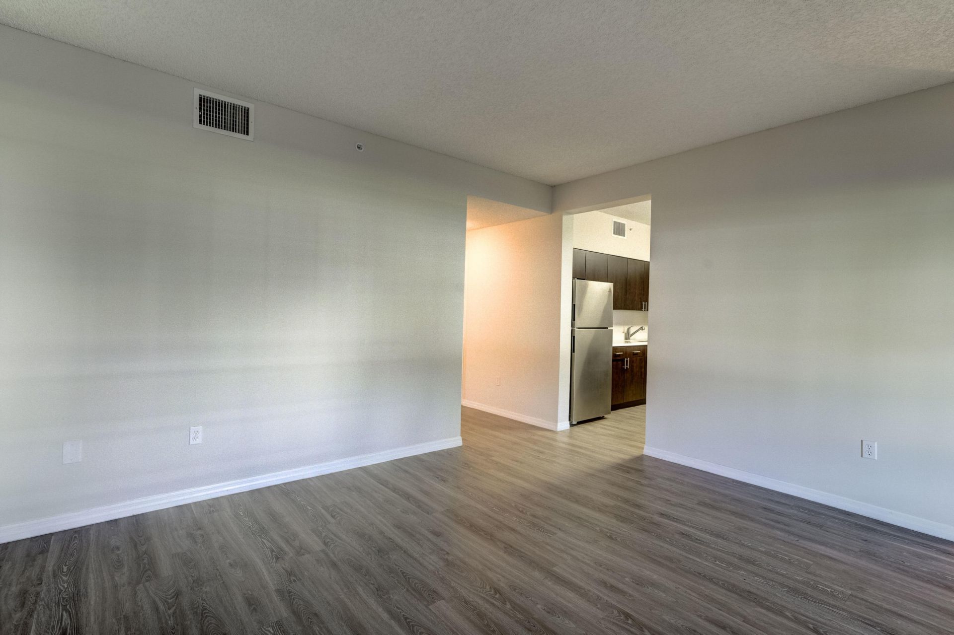 4685 N Haverhill Road, Unit B8, West Palm Beach, FL 33417 Photo