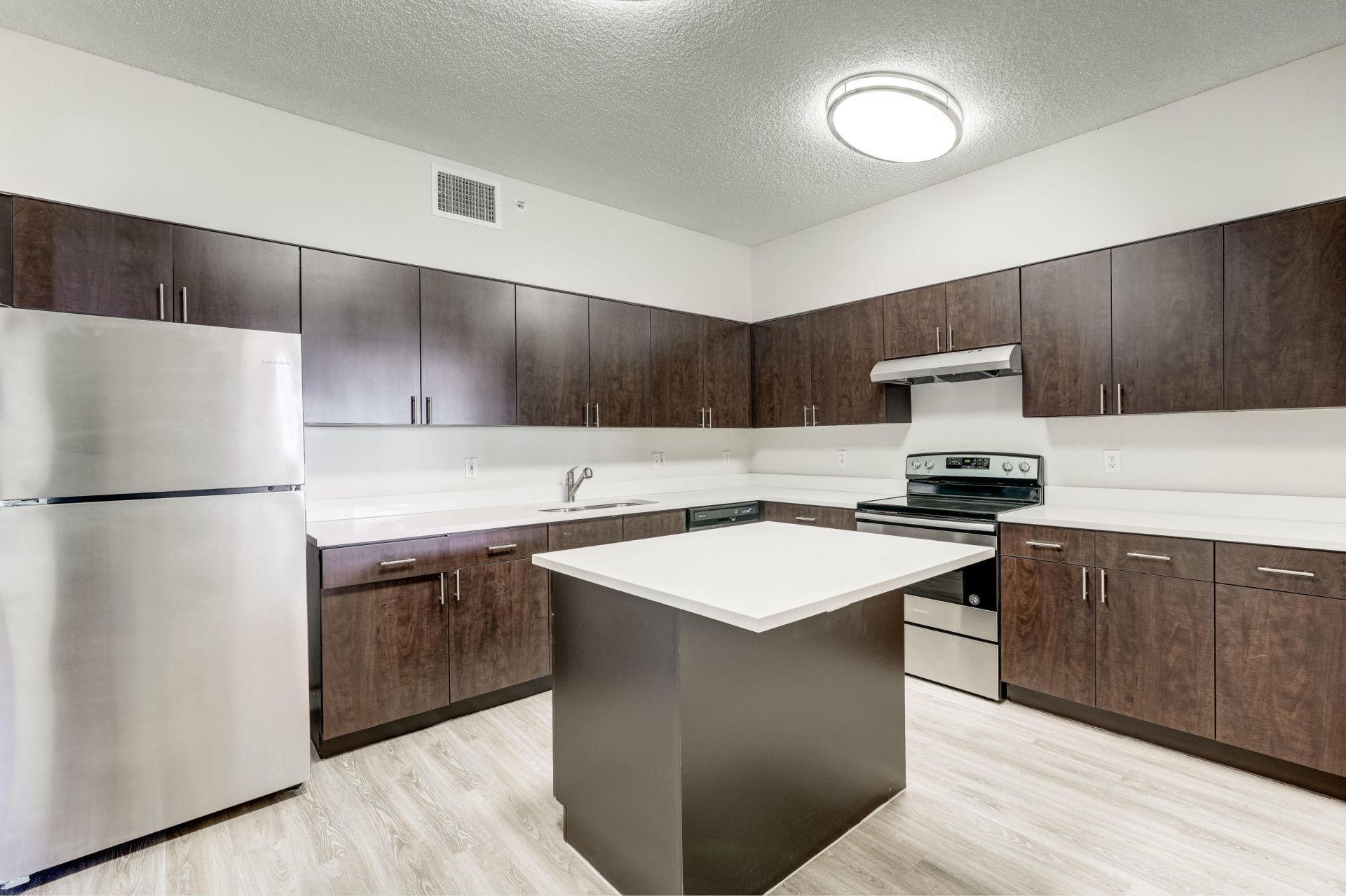 4685 N Haverhill Road, Unit B8, West Palm Beach, FL 33417 Photo