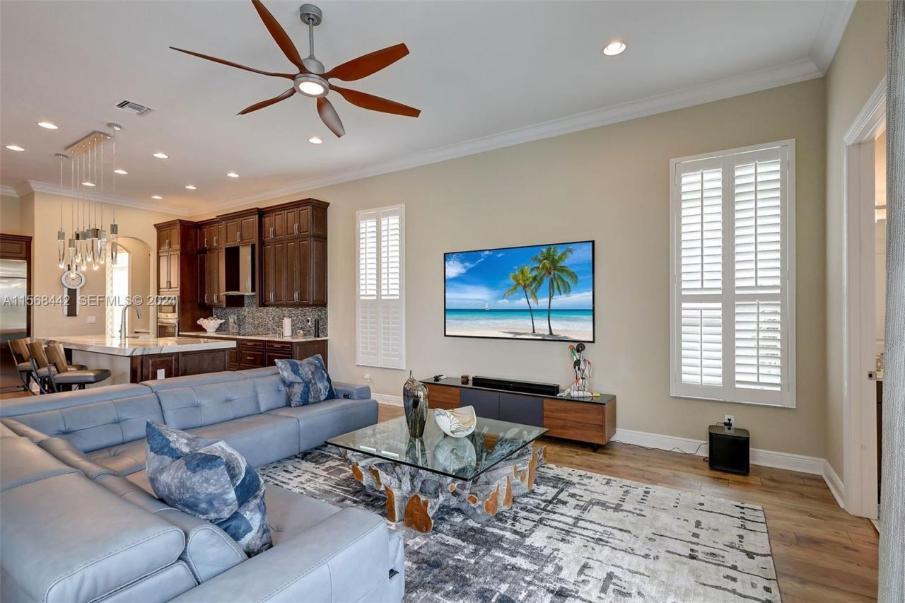 8765 SW Flutto Way, Port Saint Lucie, FL 34987 Photo