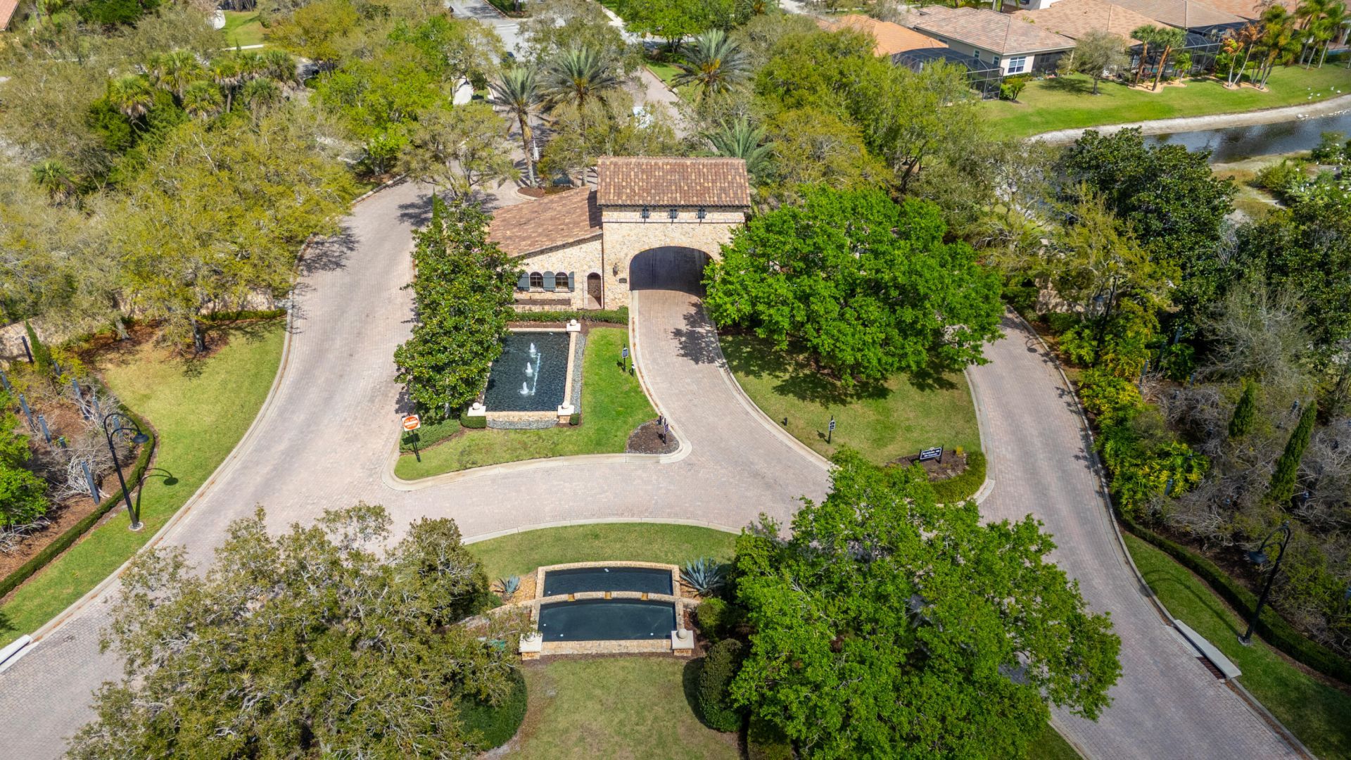 8765 SW Flutto Way, Port Saint Lucie, FL 34987 Photo