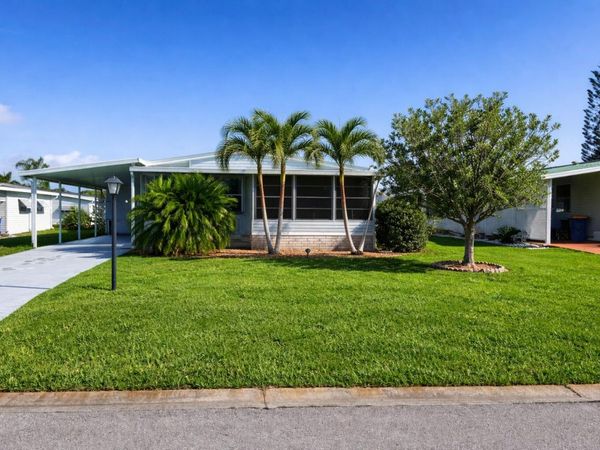 2585 SW Marquis Terrace, Stuart, FL 34997