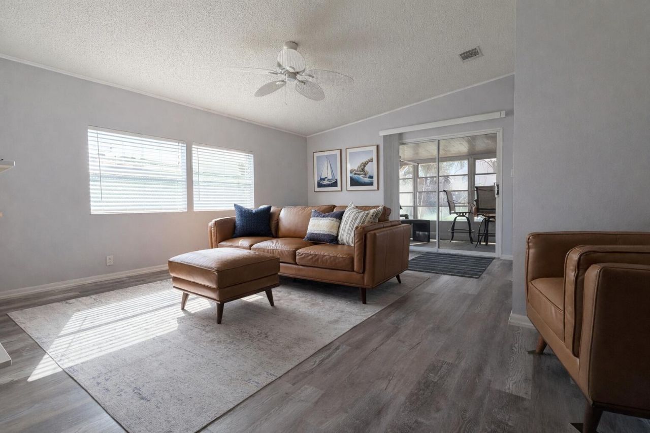 2585 SW Marquis Terrace, Stuart, FL 34997 Photo